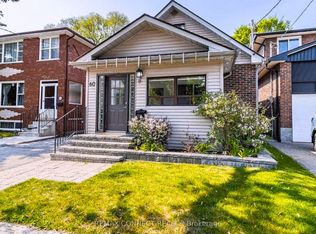 60 Woodbury Rd, Toronto, ON M8W1X7