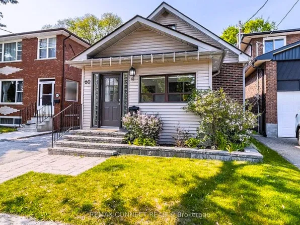 60 Woodbury Rd, Toronto, ON M8W 1X7