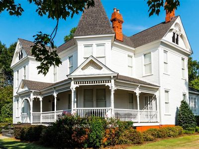 402 W Tuskeena St, Wetumpka, AL, 36092