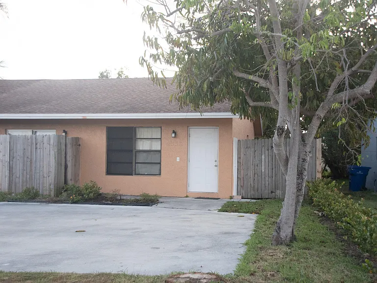 2337 Avenue B #B — Photo 20