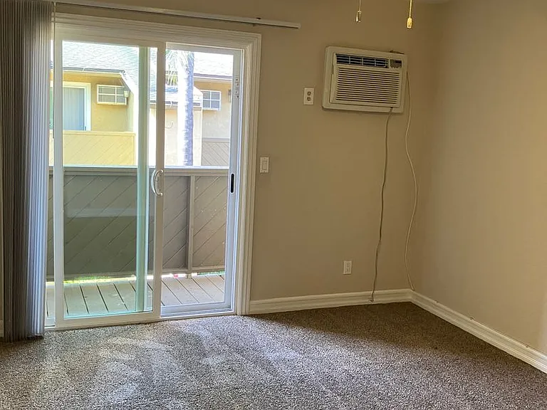 Village Pines Apartments — Photo 10