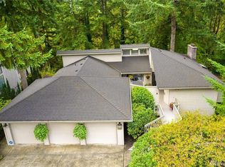 5221 Somerset Dr SE, Bellevue, WA 98006