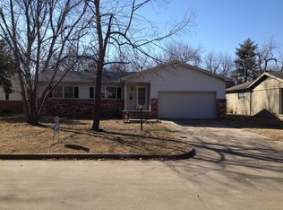 5666 S Yorktown Pl, Tulsa, OK 74105