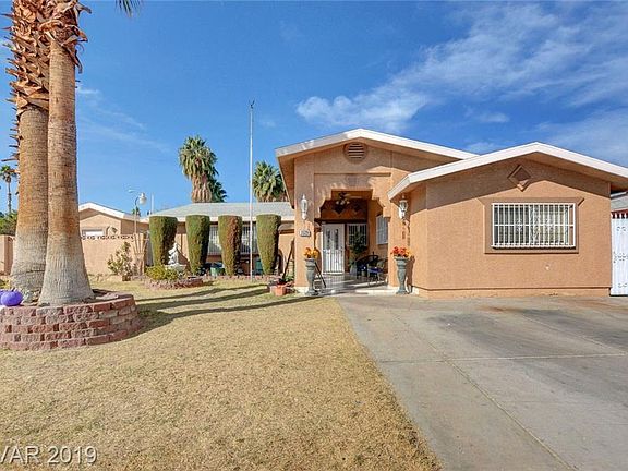 5th image of 3529 Indios Ave