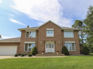 2002 Winston Pl, Waterloo, IA 50701