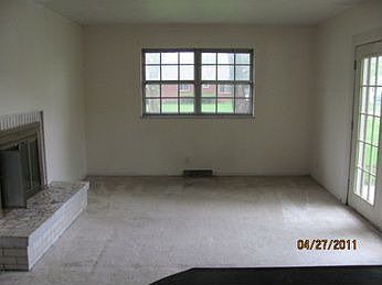 3rd image of 226 N Munsie St