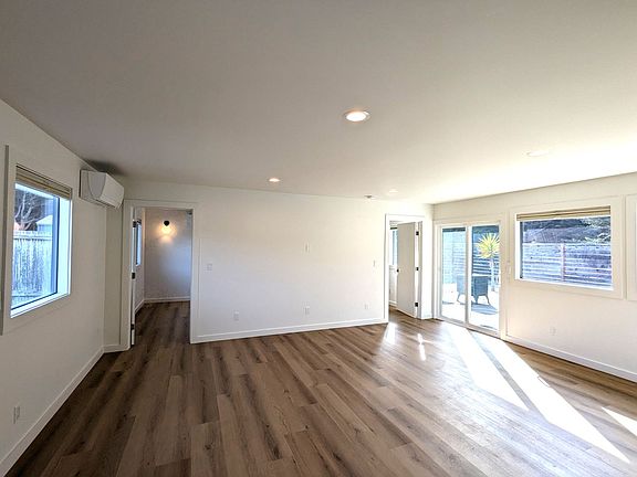 3rd image of 3005 Maryana Dr #1