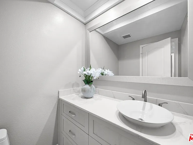 5413 Mark Ct — Photo 27