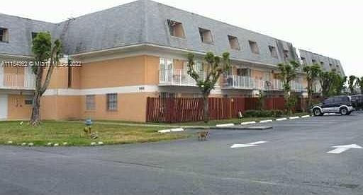 2nd image of 260 NW 107th Ave APT 209
