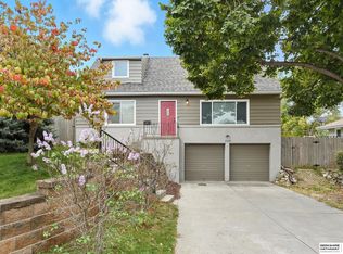 7529 Grover St, Omaha, NE 68124