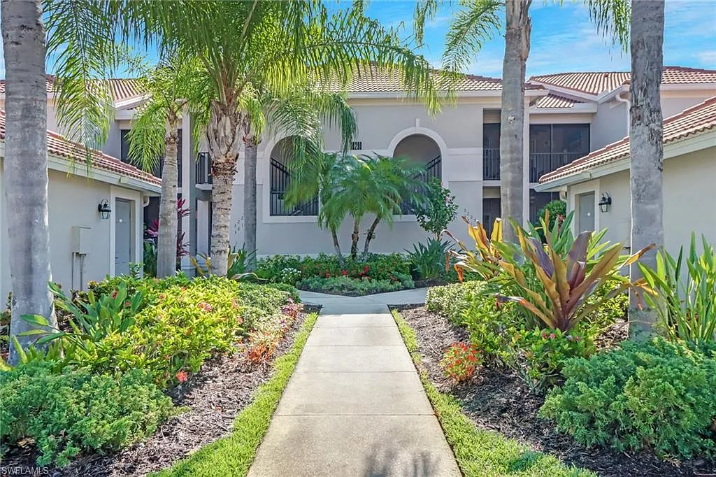 2 bed, 2.0 bath, 1414 sqft, $6,500 — Photo 2