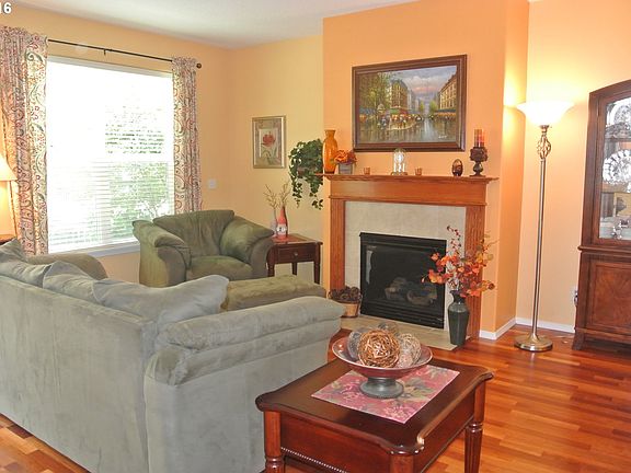 5th image of 5698 NE Orenco Gardens Dr