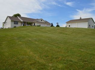 N5131 Thompson Rd, Shiocton, WI 54170