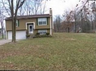 956 Wisdom Ln, Pacific, MO 63069