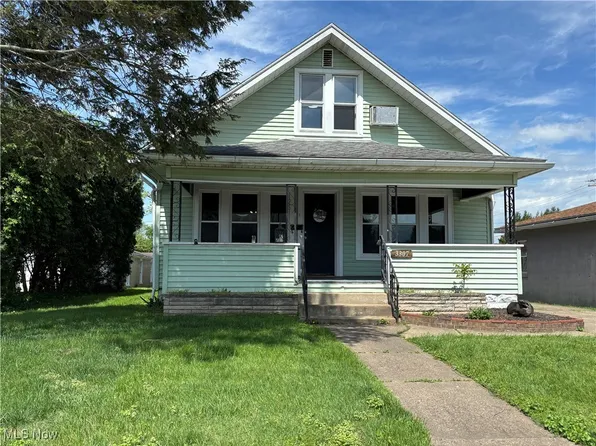 3307 3rd Ave, Vienna, WV 26105