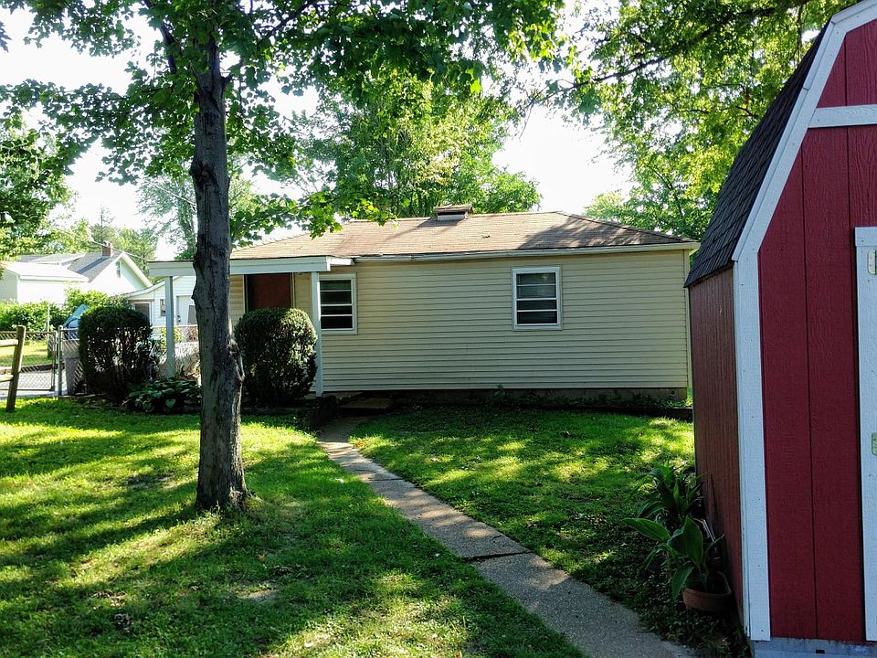 1st image of 2722 W Tennyson Ave