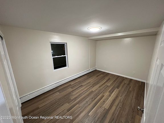 4th image of 703 Florence Ave