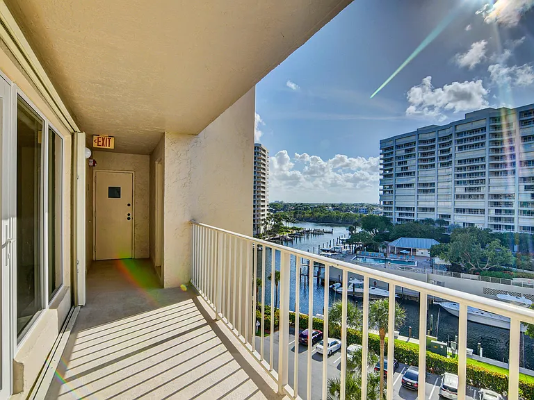 4301 N Ocean Blvd #607 — Photo 47