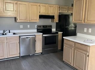 105 Shadow Pond, Dublin, GA 31021