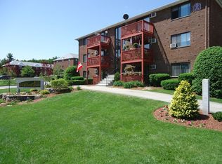 98 Powers St APT 231, Milford, NH 03055