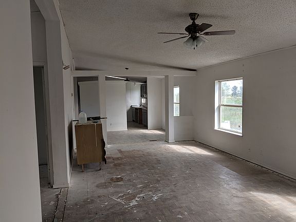 5th image of 36081 S 4214th Rd