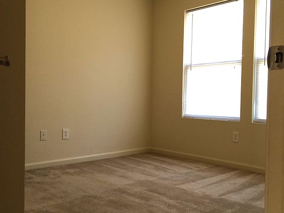 3rd image of 354 McConnells Trce APT 103