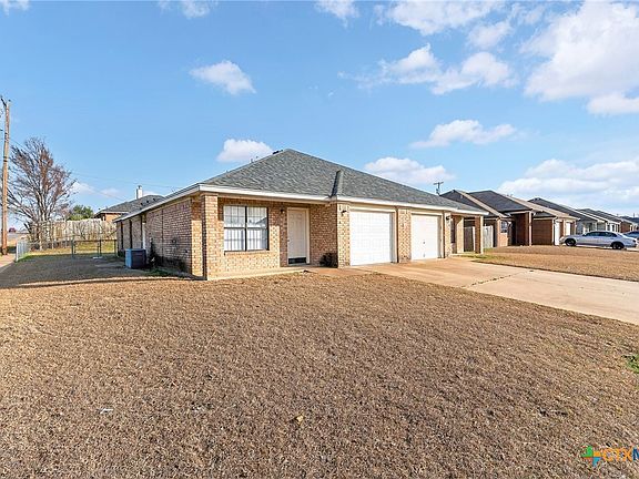 2nd image of 3802 Hitchrock Dr #1&2