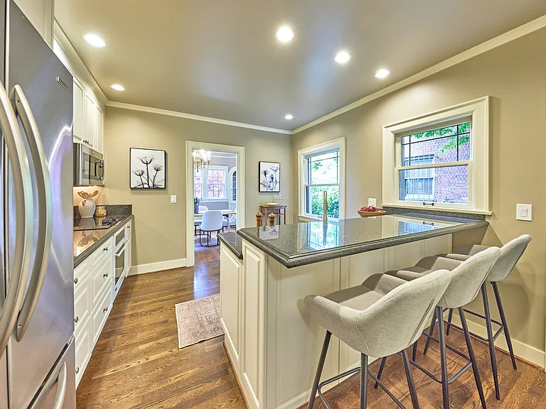 700 W Prospect St — Photo 16