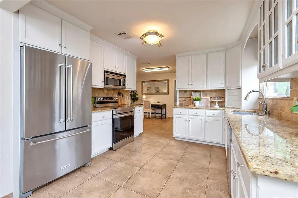 1802 Teton Dr — Photo 1