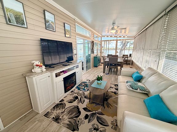 5th image of 7125 Fruitville Rd #1456
