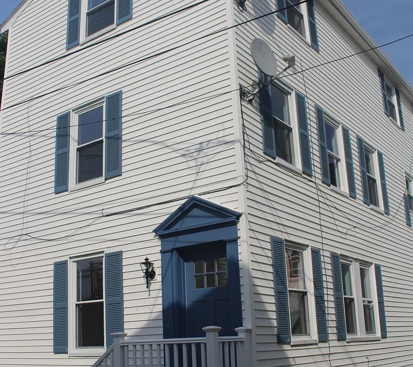 1st image of 4 Lemon Street Ct #1