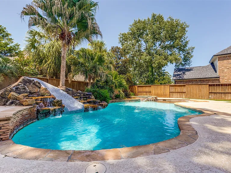 6011 Shady Alcove Ct — Photo 28