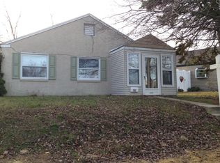 52 Norman St, Aston, PA 19014