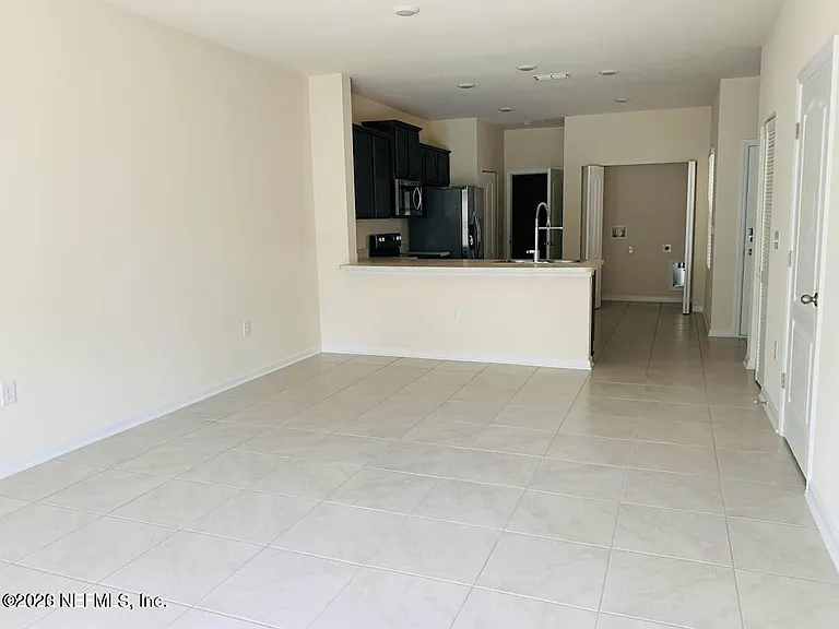 7771 Legacy Trl — Photo 3
