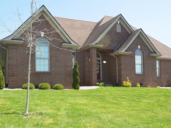 2nd image of 119 Winterberry Cir