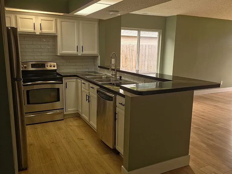 6119 Morse Glen Ct — Photo 8