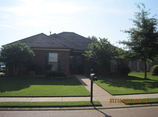 201 Binnacle Ct, Brandon, MS 39047