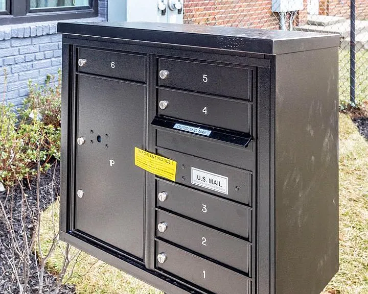 Secure mailbox area