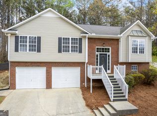 75 Greatwood Dr, White, GA
