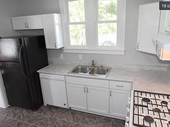5th image of 1722 Thomas Ave