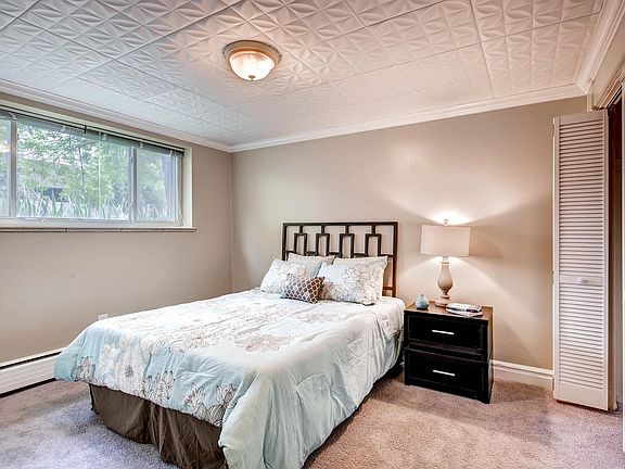 5th image of 1201 N Race St Floor 2