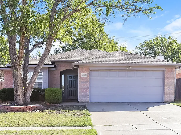 5903 Fawn Meadow Trl — Photo 1