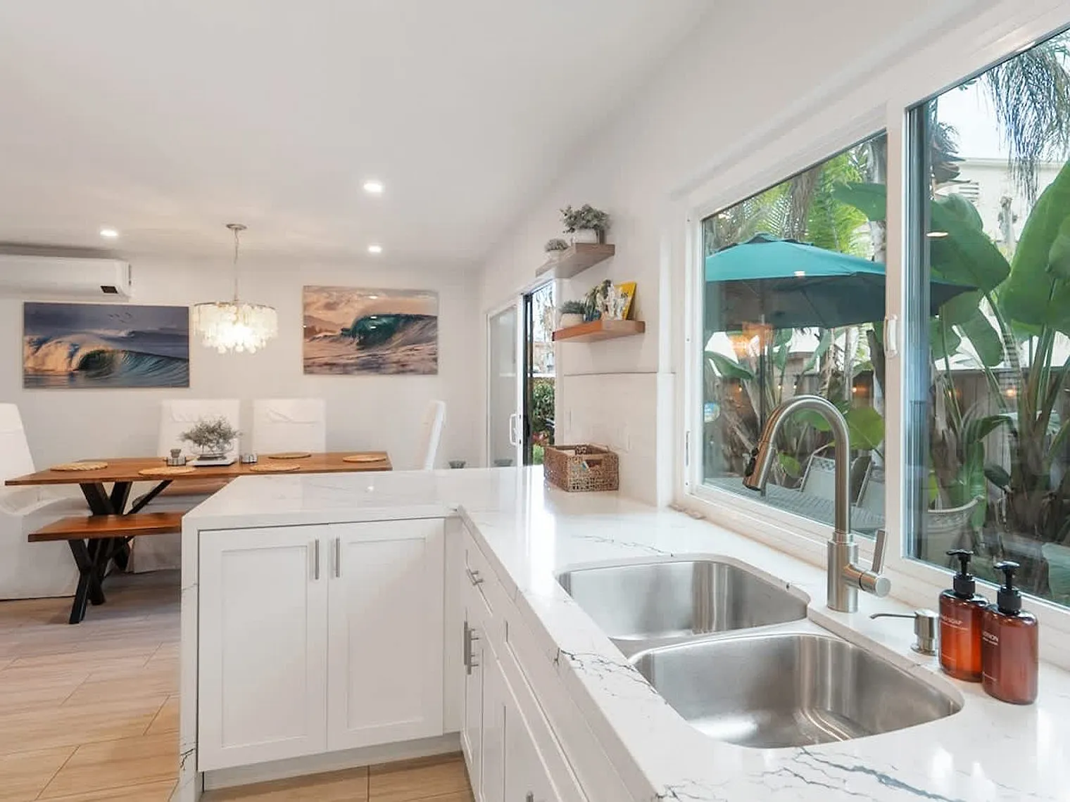 3 bed, 3.0 bath, $8,768 — Photo 3