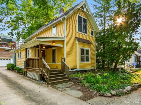 124 E Summit St, Ann Arbor, MI 48104