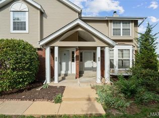 46 Meadow Run Ct #5, Saint Charles, MO 63303