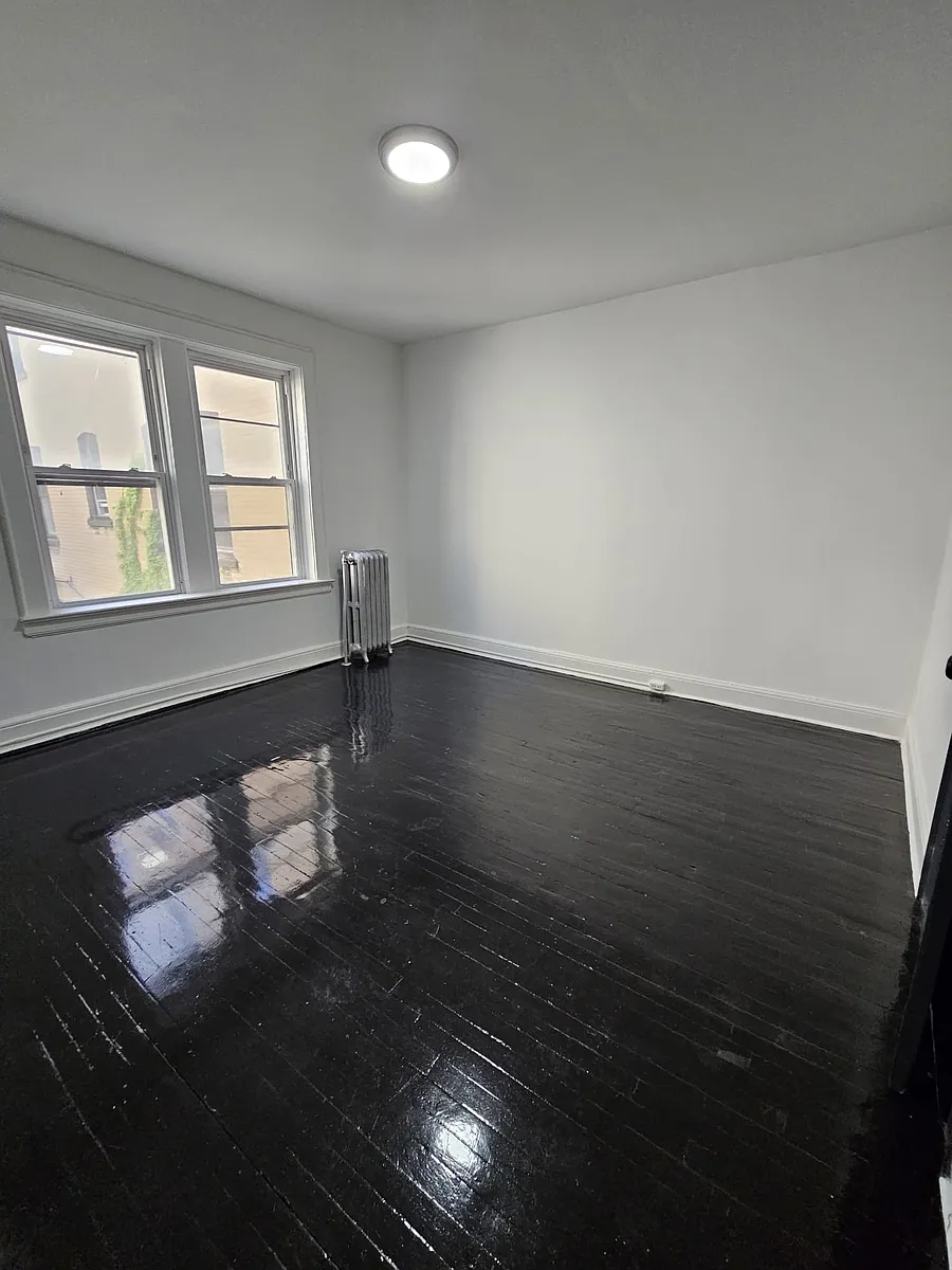 Building Photo - 790 Clinton Ave #2G