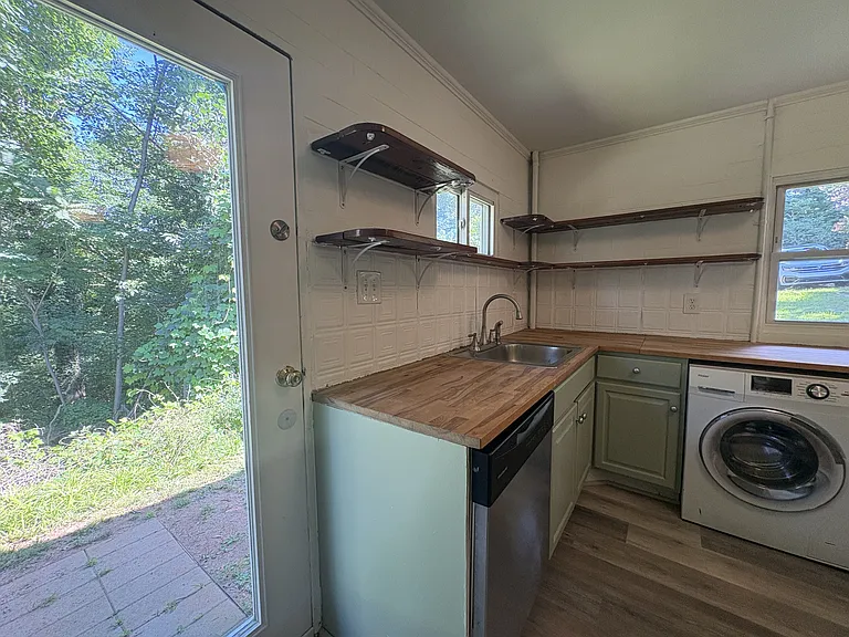 85 Harrison St — Photo 10