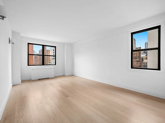 3rd image of 201 E 28th St #14J