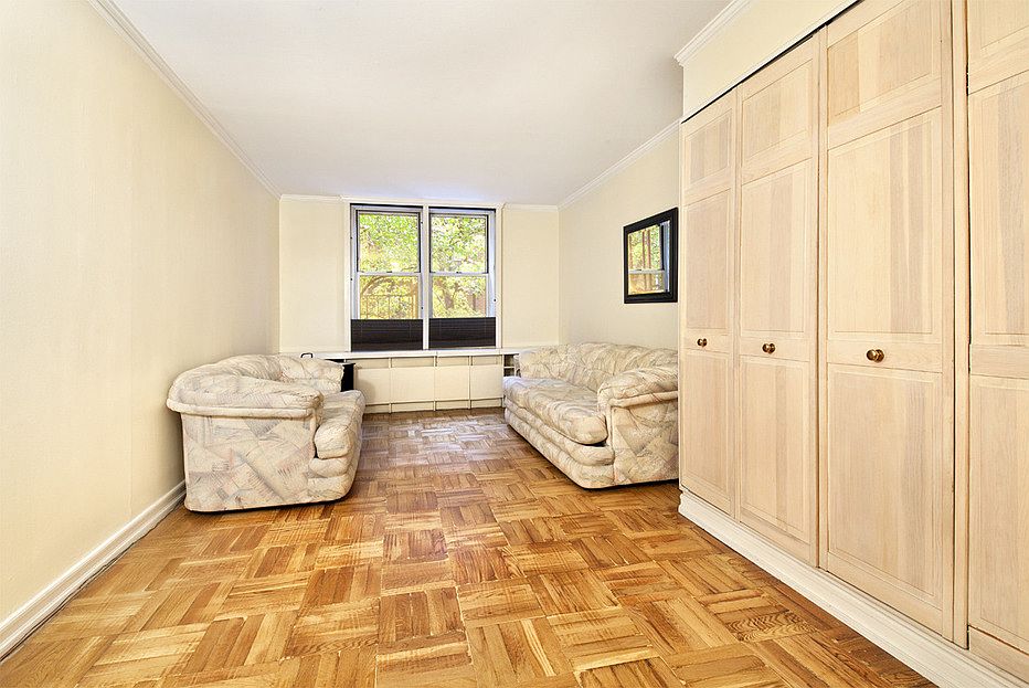 1st image of 316 W 56th St #1E