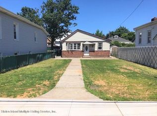 21 Winham Ave, Staten Island, NY 10306
